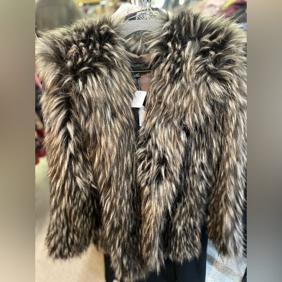 Fabulous Furs Jackets & Blazers - 🤎M Donna Salyers Fabulous Furs Faux fur hooded coat